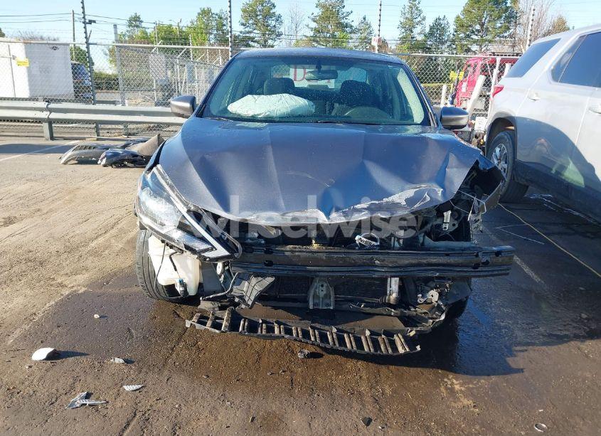 Photo 6 of 2019 Nissan Sentra SV (VIN 3N1AB7AP6KY268064)