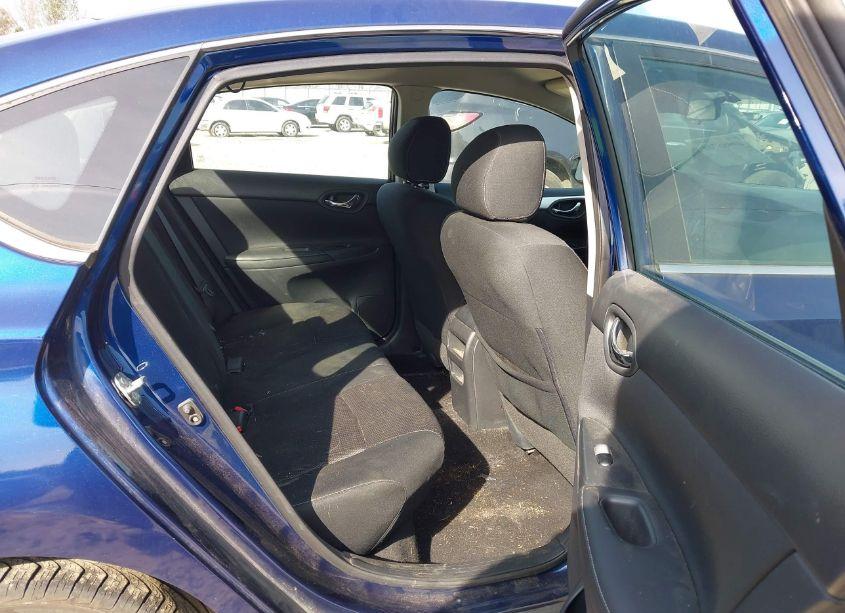 Photo 8 of 2019 Nissan Sentra S (VIN 3N1AB7AP6KY269540)