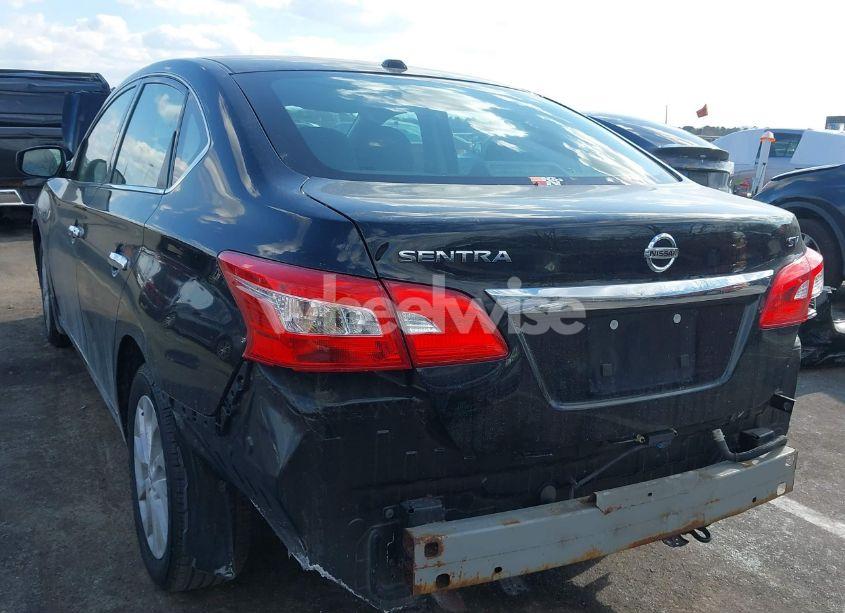 Photo 3 of 2019 Nissan Sentra SV (VIN 3N1AB7AP6KY271014)