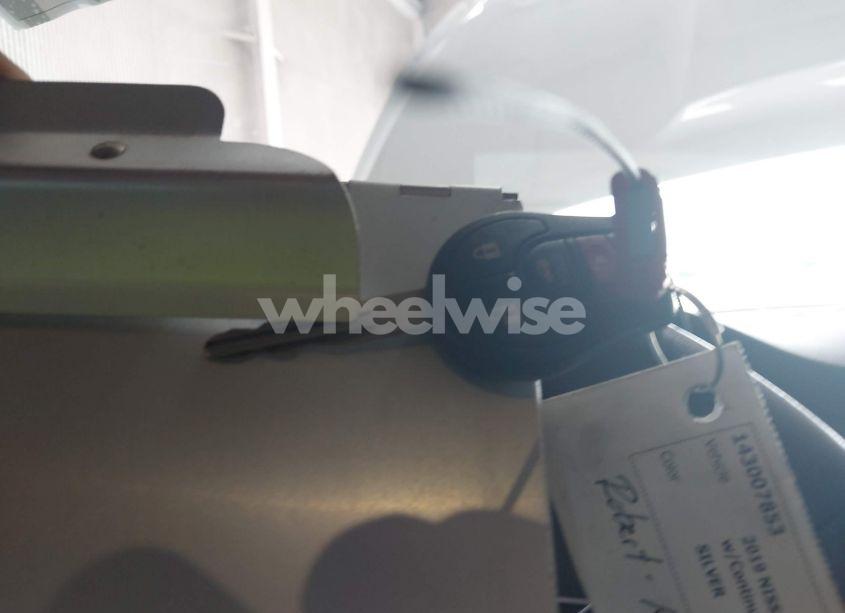 Photo 11 of 2019 Nissan Sentra S (VIN 3N1AB7AP6KY280652)