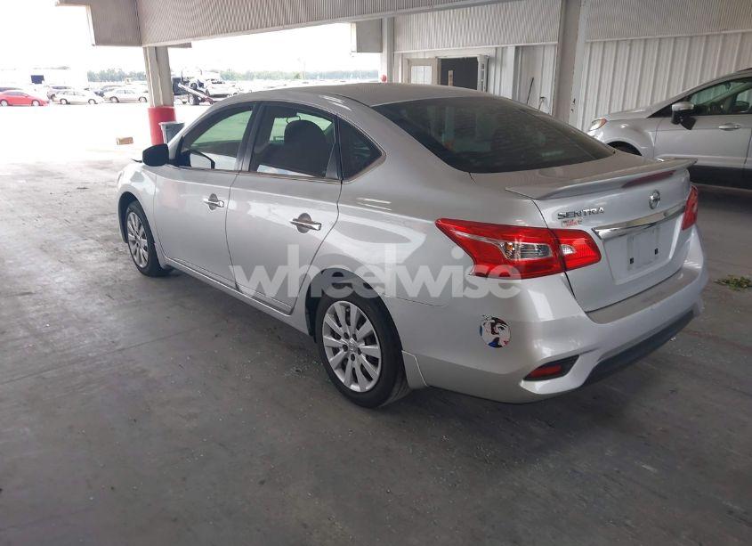 Photo 3 of 2019 Nissan Sentra S (VIN 3N1AB7AP6KY280652)