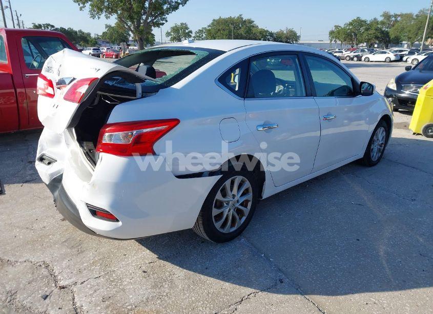 Photo 4 of 2019 Nissan Sentra SV (VIN 3N1AB7AP6KY288590)
