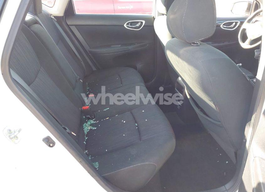 Photo 8 of 2019 Nissan Sentra SV (VIN 3N1AB7AP6KY288590)