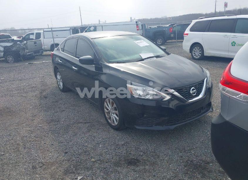 2019 Nissan Sentra SV (VIN 3N1AB7AP6KY297614) main photo