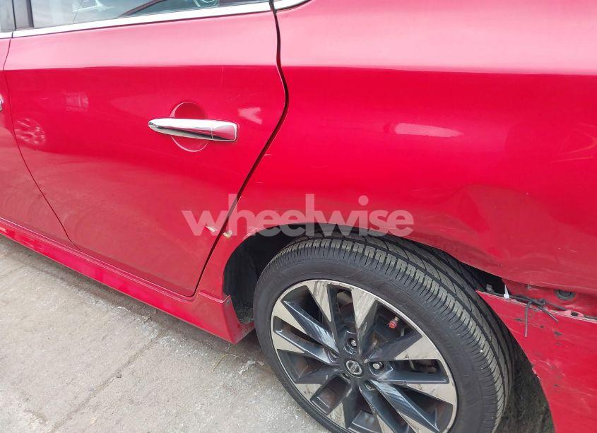 Photo 17 of 2019 Nissan Sentra SR (VIN 3N1AB7AP6KY300107)