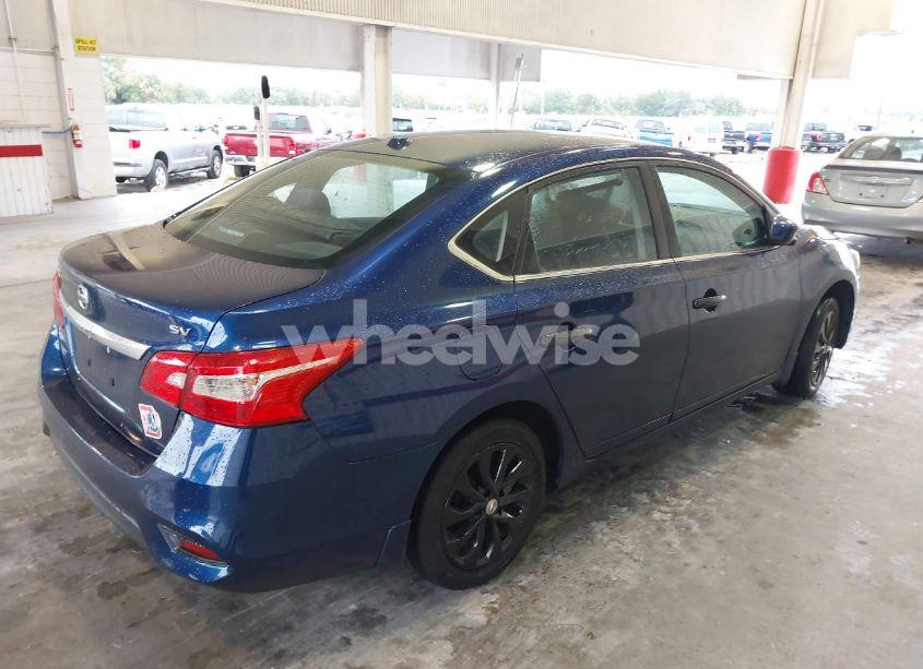 Photo 4 of 2019 Nissan Sentra SV (VIN 3N1AB7AP6KY303007)