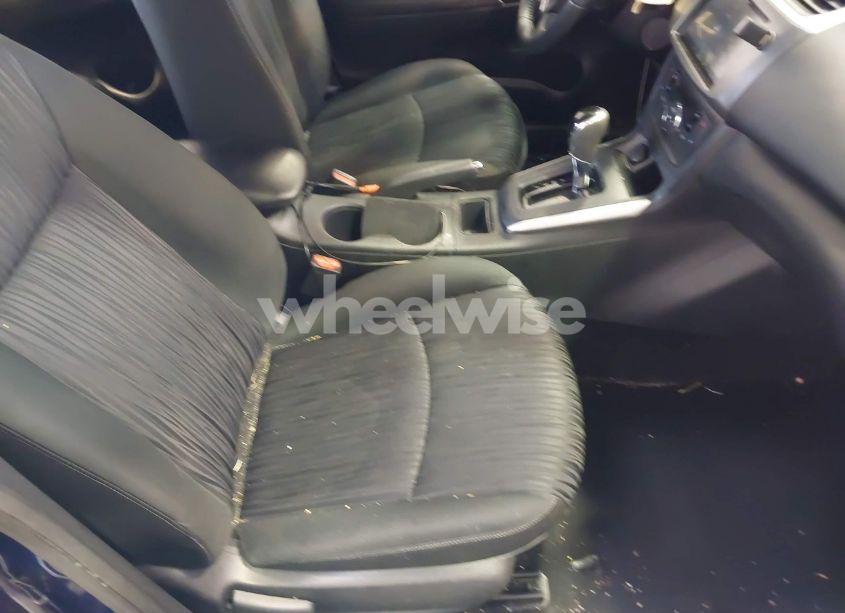 Photo 5 of 2019 Nissan Sentra SV (VIN 3N1AB7AP6KY303007)