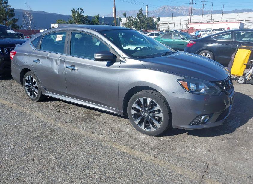 2019 Nissan Sentra SR (VIN 3N1AB7AP6KY303850) main photo