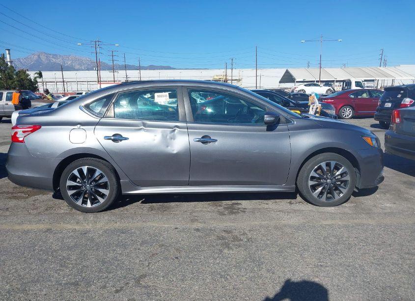 Photo 14 of 2019 Nissan Sentra SR (VIN 3N1AB7AP6KY303850)