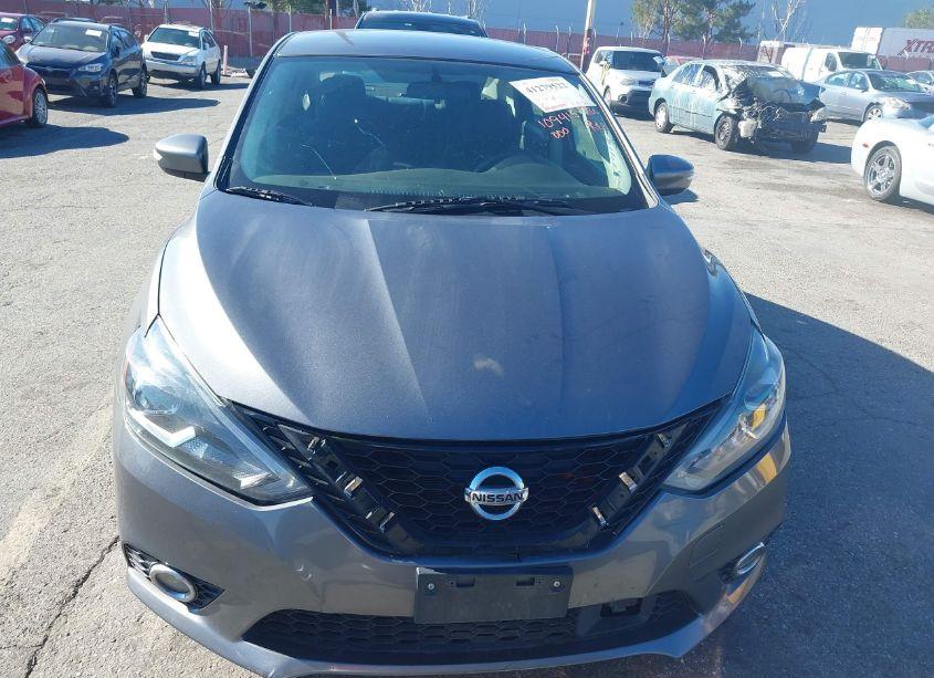 Photo 6 of 2019 Nissan Sentra SR (VIN 3N1AB7AP6KY303850)