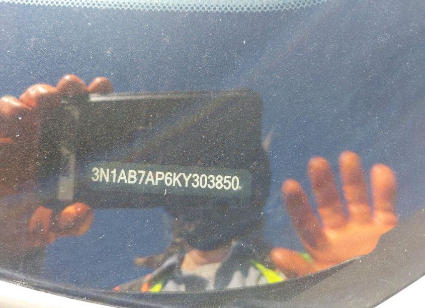 Photo 9 of 2019 Nissan Sentra SR (VIN 3N1AB7AP6KY303850)