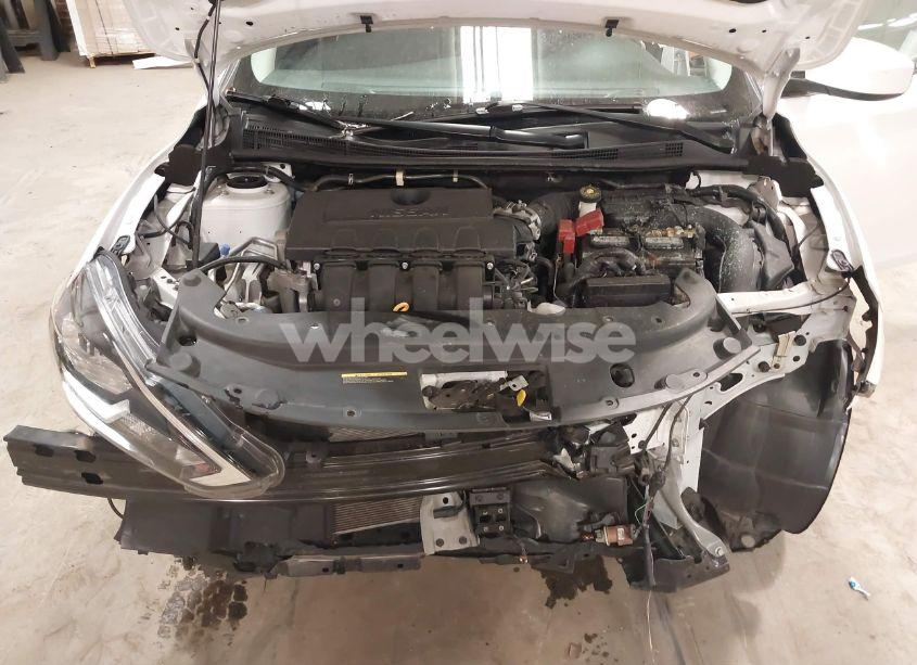 Photo 10 of 2019 Nissan Sentra S (VIN 3N1AB7AP6KY314329)