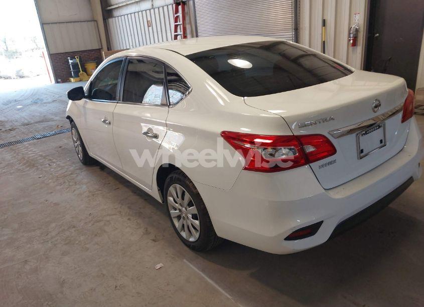 Photo 3 of 2019 Nissan Sentra S (VIN 3N1AB7AP6KY314329)
