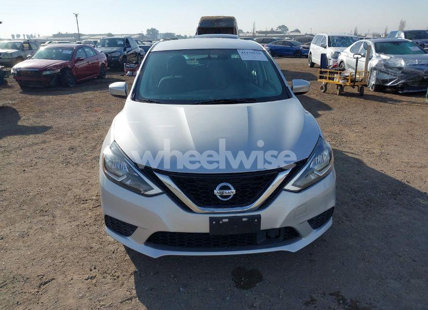 Photo 12 of 2019 Nissan Sentra SV (VIN 3N1AB7AP6KY318669)