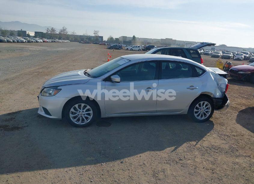 Photo 14 of 2019 Nissan Sentra SV (VIN 3N1AB7AP6KY318669)