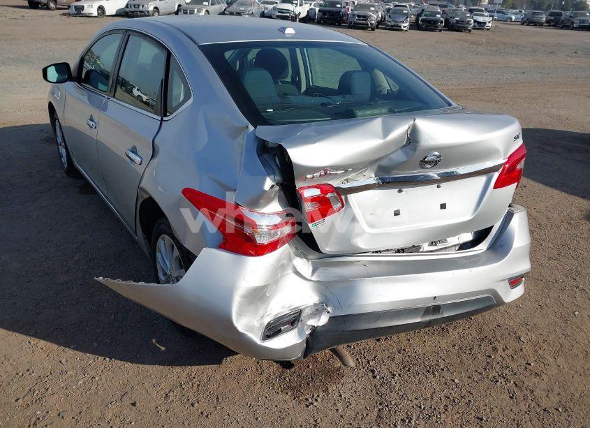 Photo 6 of 2019 Nissan Sentra SV (VIN 3N1AB7AP6KY318669)