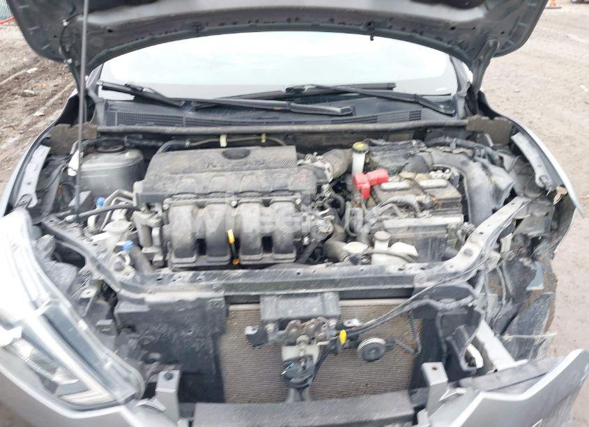 Photo 10 of 2019 Nissan Sentra S (VIN 3N1AB7AP6KY320728)