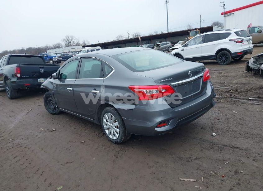 Photo 3 of 2019 Nissan Sentra S (VIN 3N1AB7AP6KY320728)