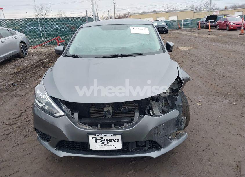 Photo 6 of 2019 Nissan Sentra S (VIN 3N1AB7AP6KY320728)