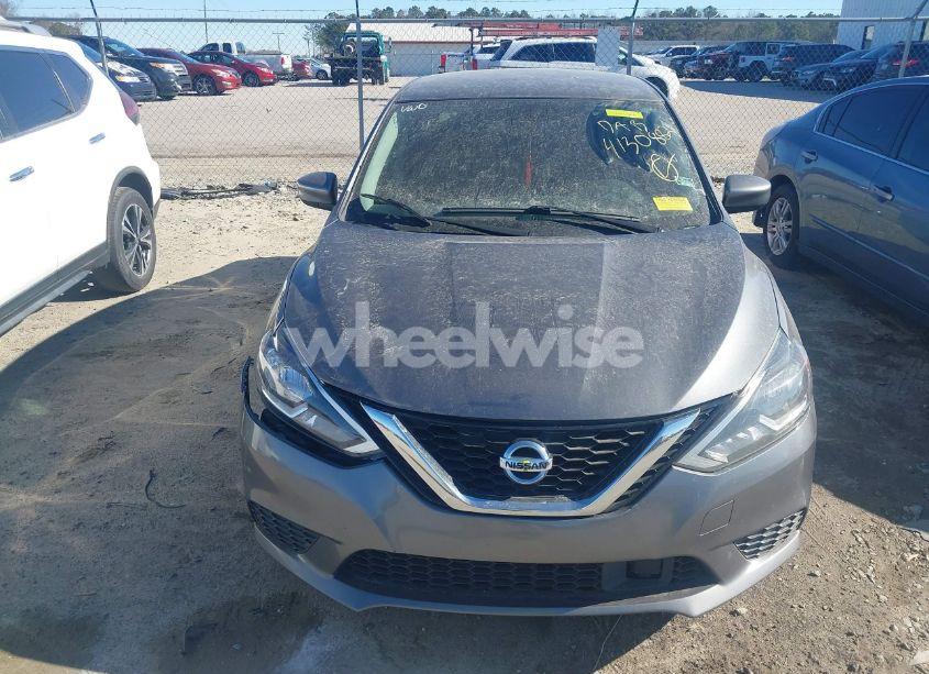 Photo 6 of 2019 Nissan Sentra SV (VIN 3N1AB7AP6KY321958)