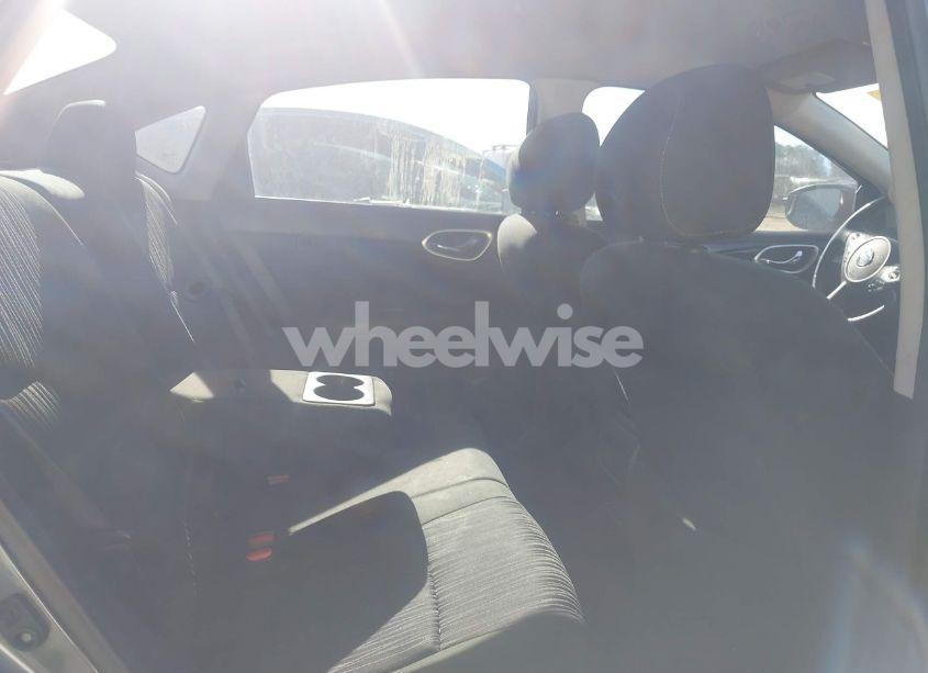 Photo 8 of 2019 Nissan Sentra SV (VIN 3N1AB7AP6KY321958)