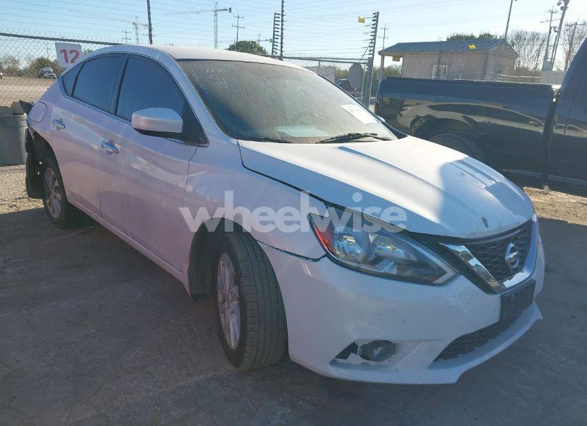 2019 Nissan Sentra SV (VIN 3N1AB7AP6KY330787) main photo