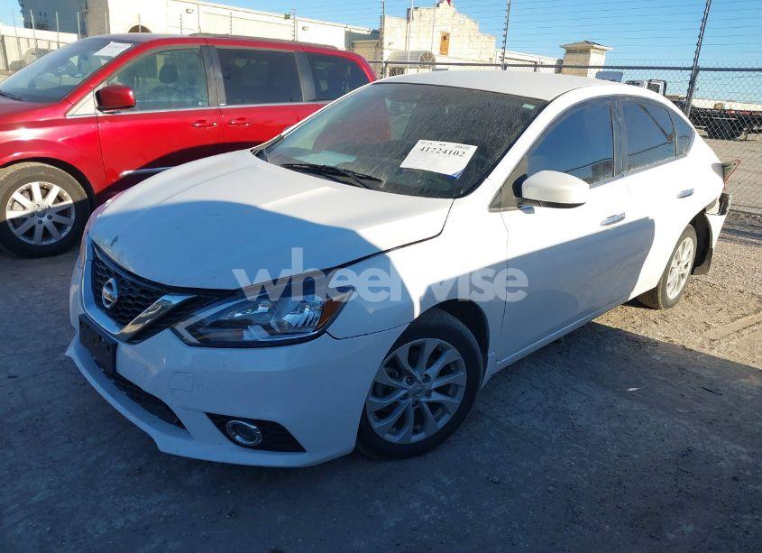 Photo 2 of 2019 Nissan Sentra SV (VIN 3N1AB7AP6KY330787)