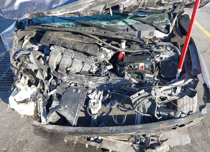 Photo 10 of 2019 Nissan Sentra SV (VIN 3N1AB7AP6KY342308)