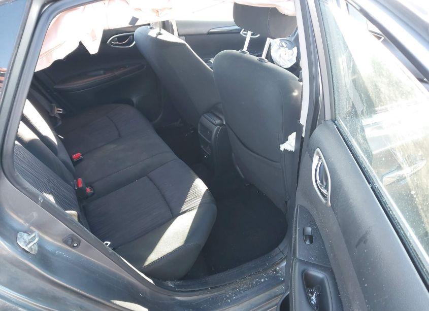 Photo 8 of 2019 Nissan Sentra SV (VIN 3N1AB7AP6KY342308)