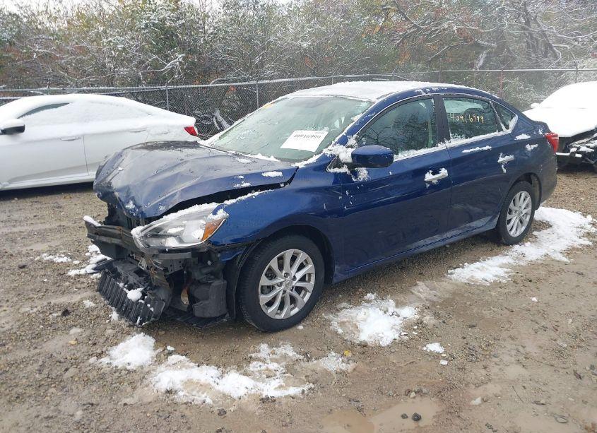 Photo 2 of 2019 Nissan Sentra SV (VIN 3N1AB7AP6KY348125)