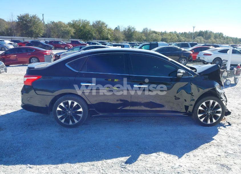 Photo 13 of 2019 Nissan Sentra SR (VIN 3N1AB7AP6KY355267)