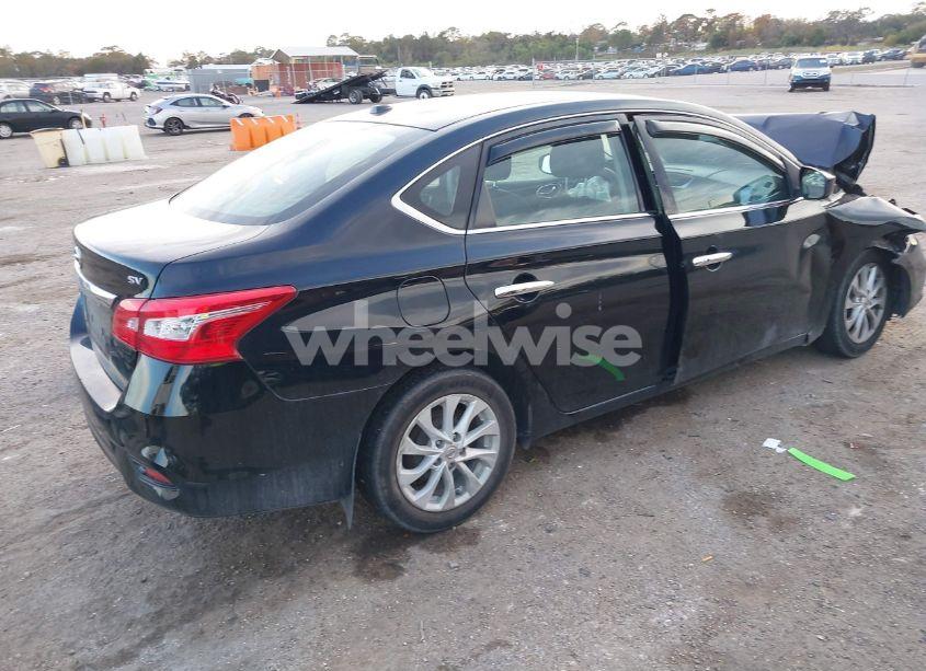 Photo 4 of 2019 Nissan Sentra SV (VIN 3N1AB7AP6KY356239)