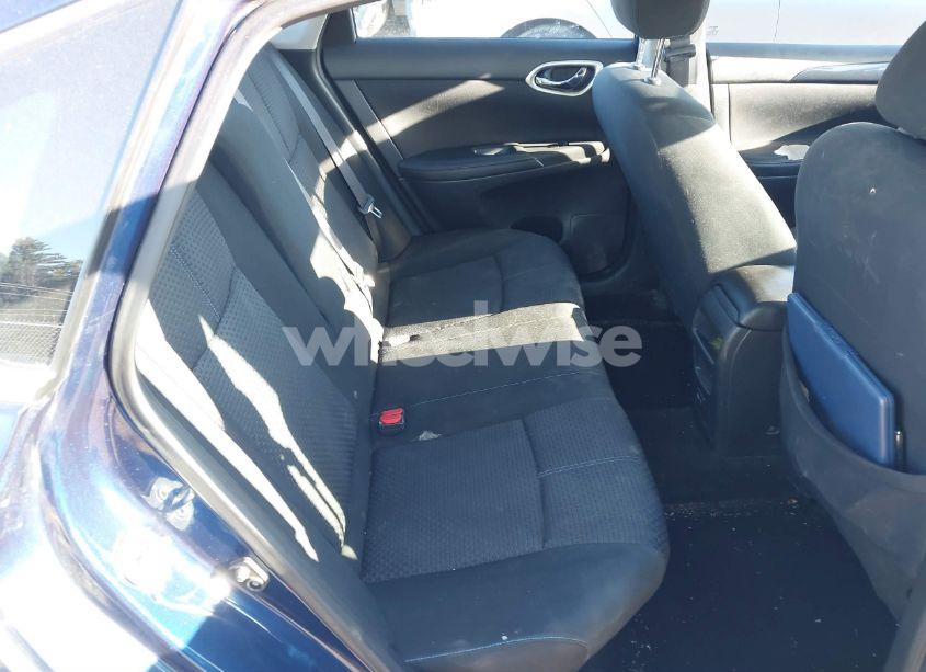 Photo 8 of 2019 Nissan Sentra SR (VIN 3N1AB7AP6KY360632)