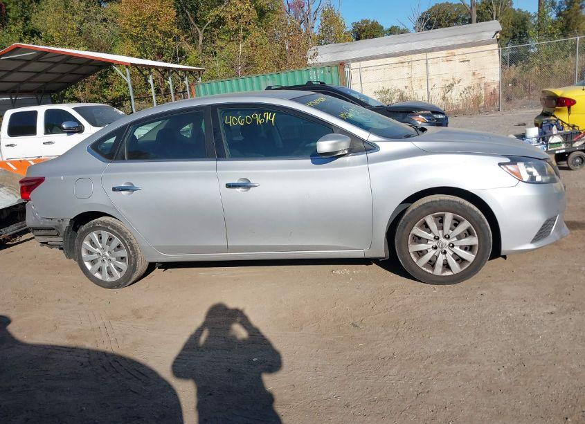 Photo 13 of 2019 Nissan Sentra S (VIN 3N1AB7AP6KY366530)