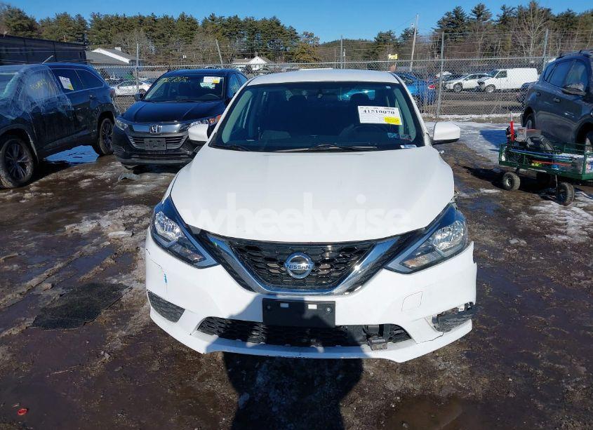 Photo 13 of 2019 Nissan Sentra SV (VIN 3N1AB7AP6KY381948)