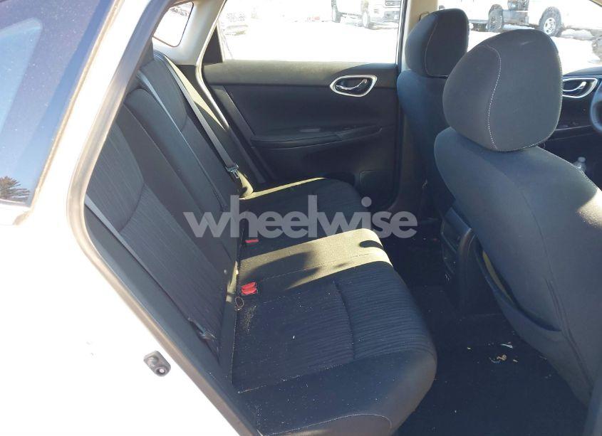 Photo 8 of 2019 Nissan Sentra SV (VIN 3N1AB7AP6KY381948)