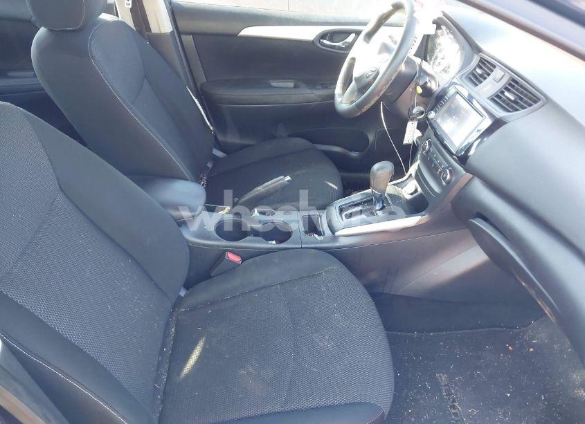 Photo 5 of 2019 Nissan Sentra S (VIN 3N1AB7AP6KY415645)