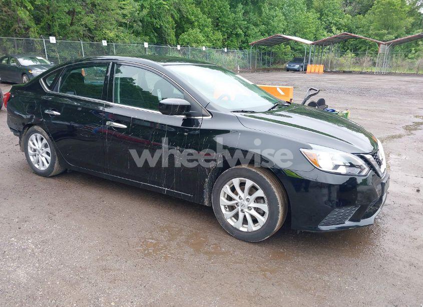 2019 Nissan Sentra SV (VIN 3N1AB7AP6KY416200) main photo