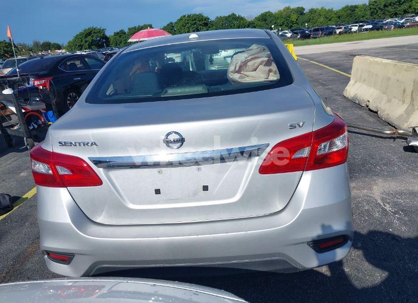 Photo 16 of 2019 Nissan Sentra SV (VIN 3N1AB7AP6KY429805)