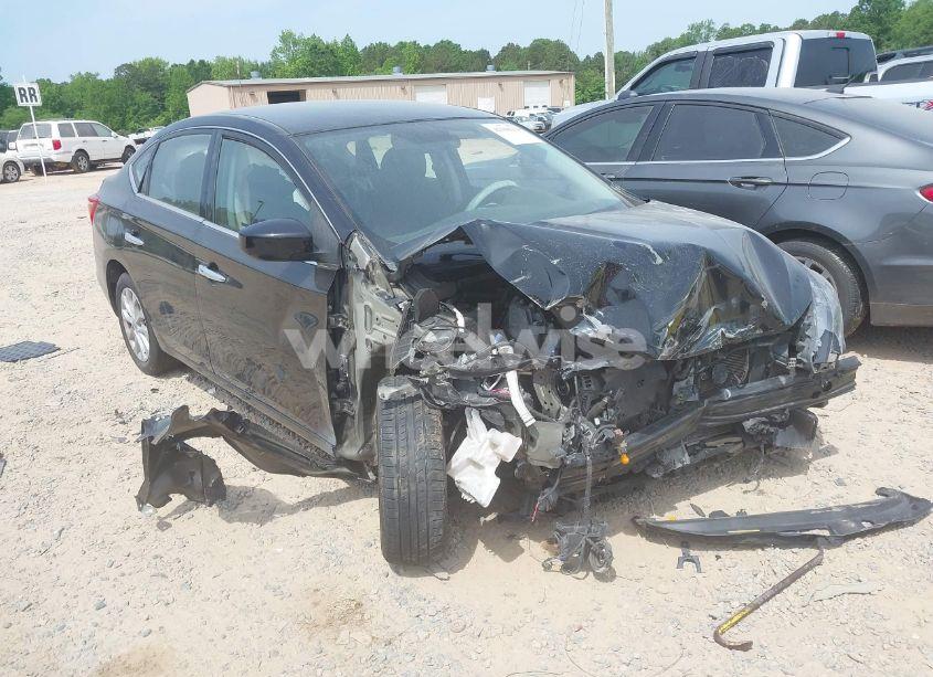 2019 Nissan Sentra SV (VIN 3N1AB7AP6KY431618) main photo