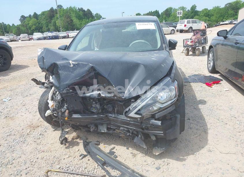 Photo 11 of 2019 Nissan Sentra SV (VIN 3N1AB7AP6KY431618)