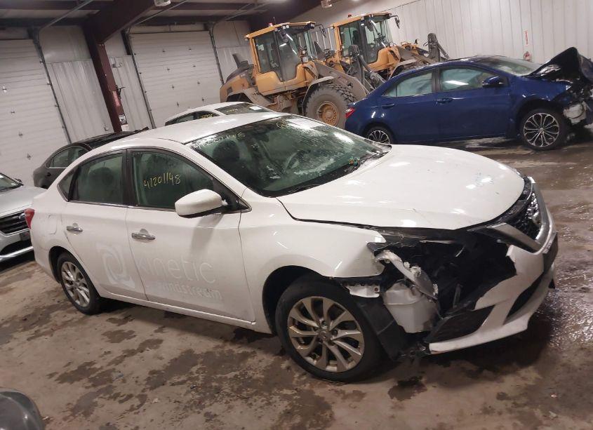 Photo 13 of 2019 Nissan Sentra SV (VIN 3N1AB7AP6KY438620)