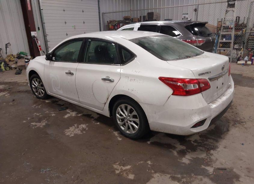 Photo 3 of 2019 Nissan Sentra SV (VIN 3N1AB7AP6KY438620)