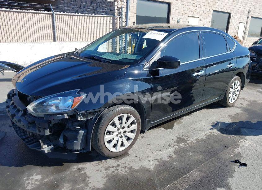 Photo 2 of 2019 Nissan Sentra S (VIN 3N1AB7AP6KY454266)