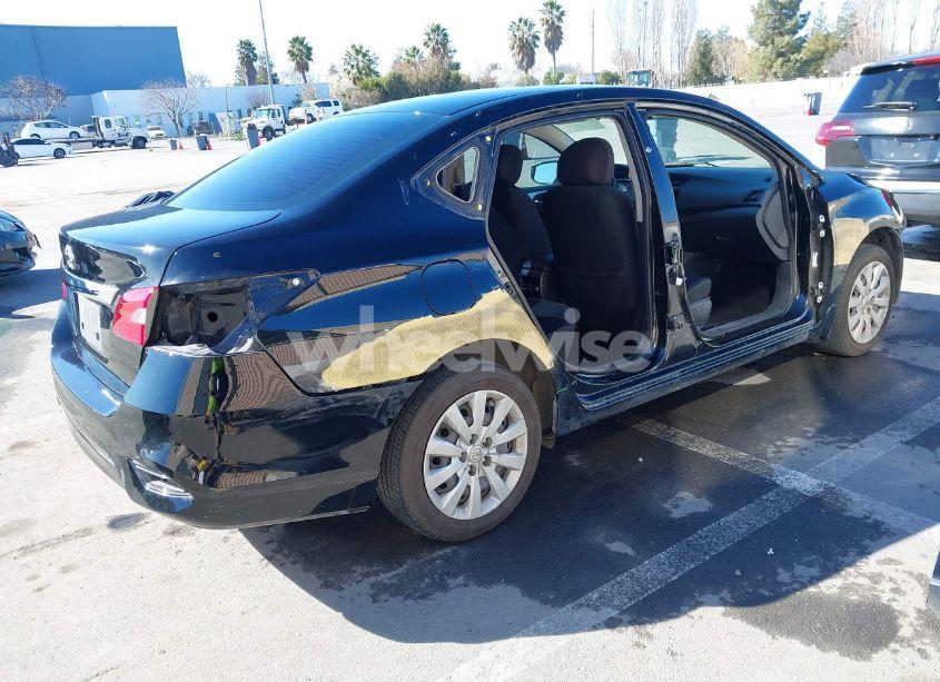 Photo 4 of 2019 Nissan Sentra S (VIN 3N1AB7AP6KY454266)