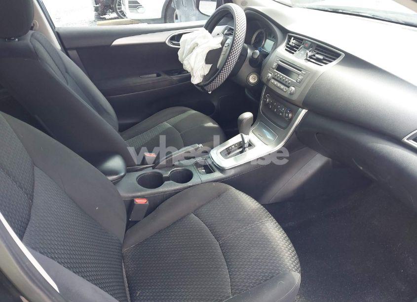 Photo 5 of 2013 Nissan Sentra SR (VIN 3N1AB7AP7DL648546)