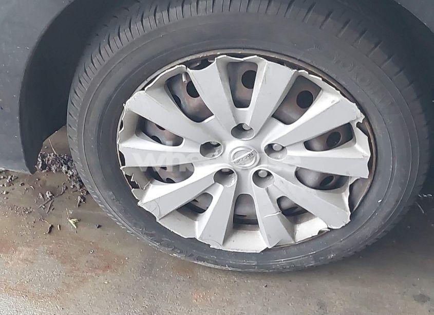 Photo 6 of 2013 Nissan Sentra SV (VIN 3N1AB7AP7DL687623)