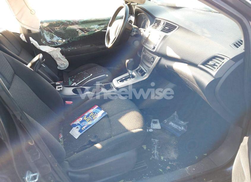 Photo 5 of 2013 Nissan Sentra SR (VIN 3N1AB7AP7DL719471)