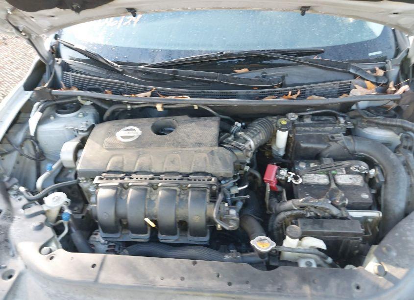 Photo 10 of 2013 Nissan Sentra SR (VIN 3N1AB7AP7DL725223)