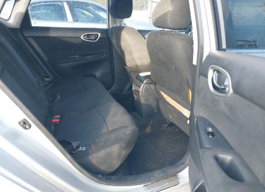 Photo 8 of 2013 Nissan Sentra SR (VIN 3N1AB7AP7DL725223)